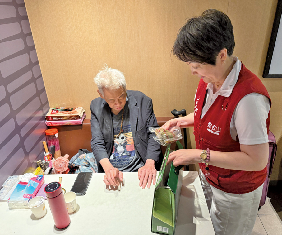2026年6月，端午節探訪露宿長者。